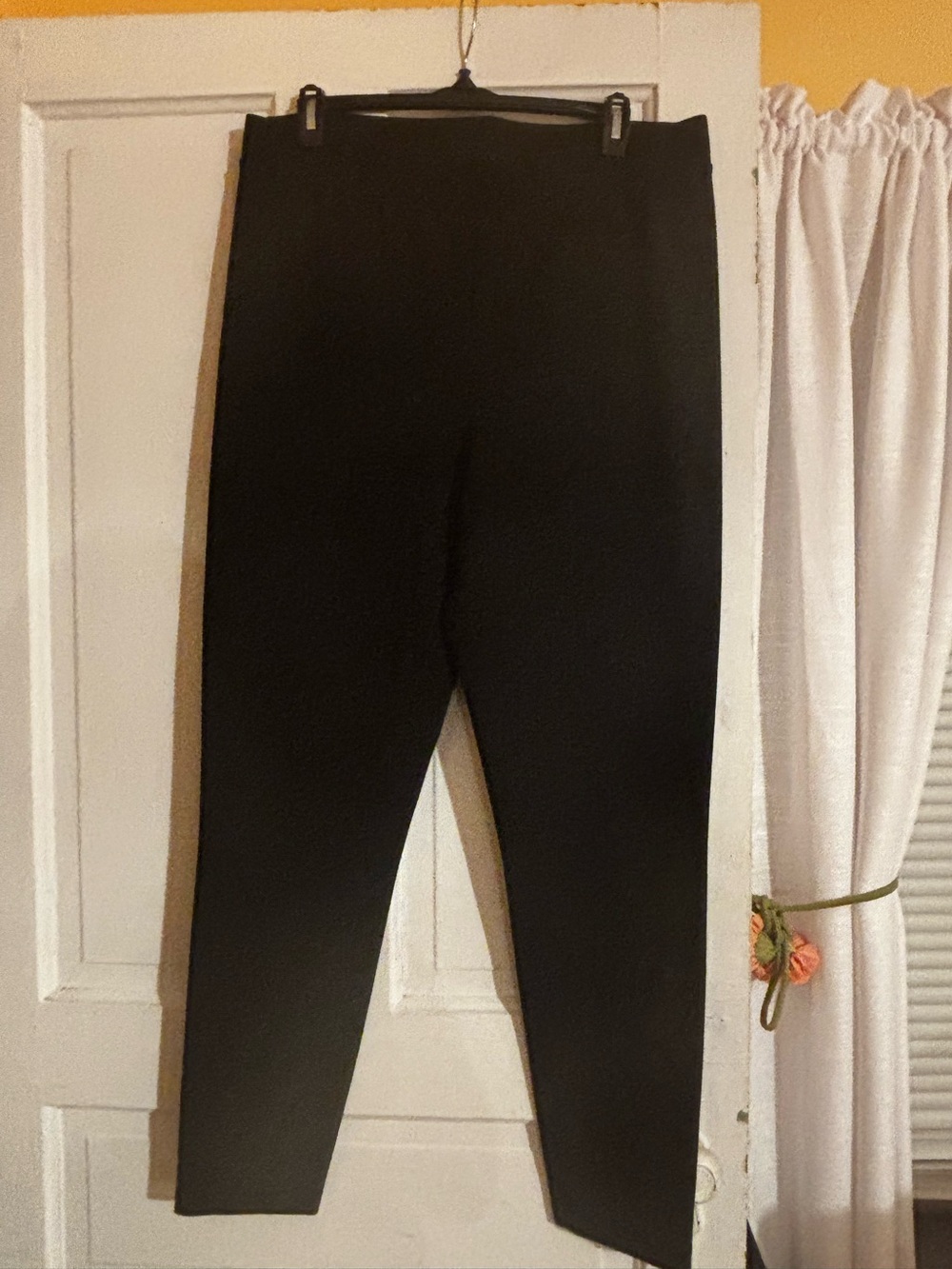 Vince Camuto Women's Black Stretch Ponte Leggings